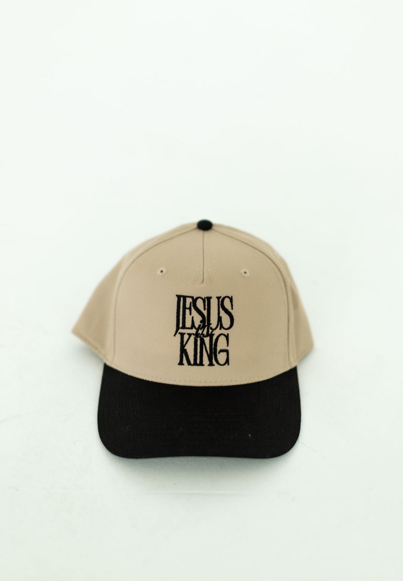JESUS IS KING - hat